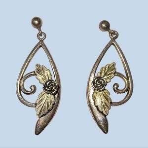 Wheeler Jewelry Vintage Sterling Silver Etched Leaf Dangle Earrings